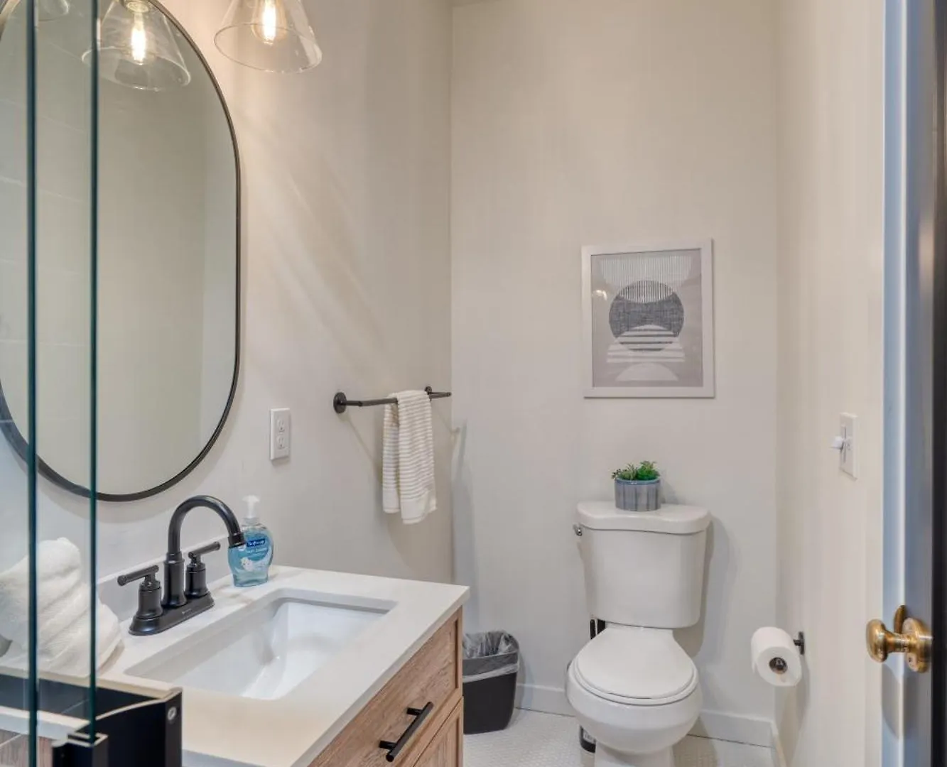 Stay Portland - The Perfect Portland Escape 0*,  United States